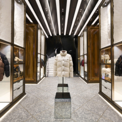 Moncler Milan Galleria